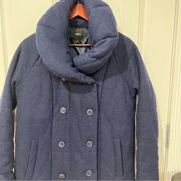 Forever 21 navy button up long sleeve coat size medium - Picture 5 of 10